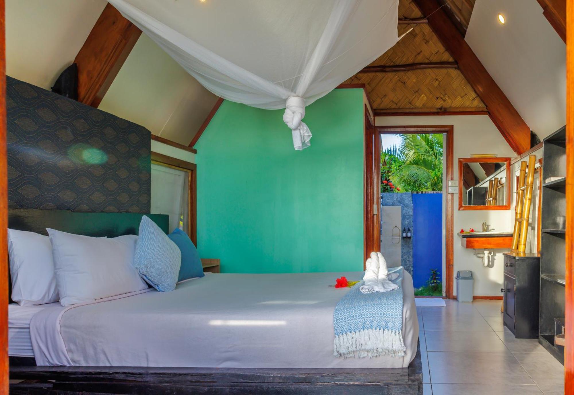 Mango Bay Resort Namatakula Exteriör bild