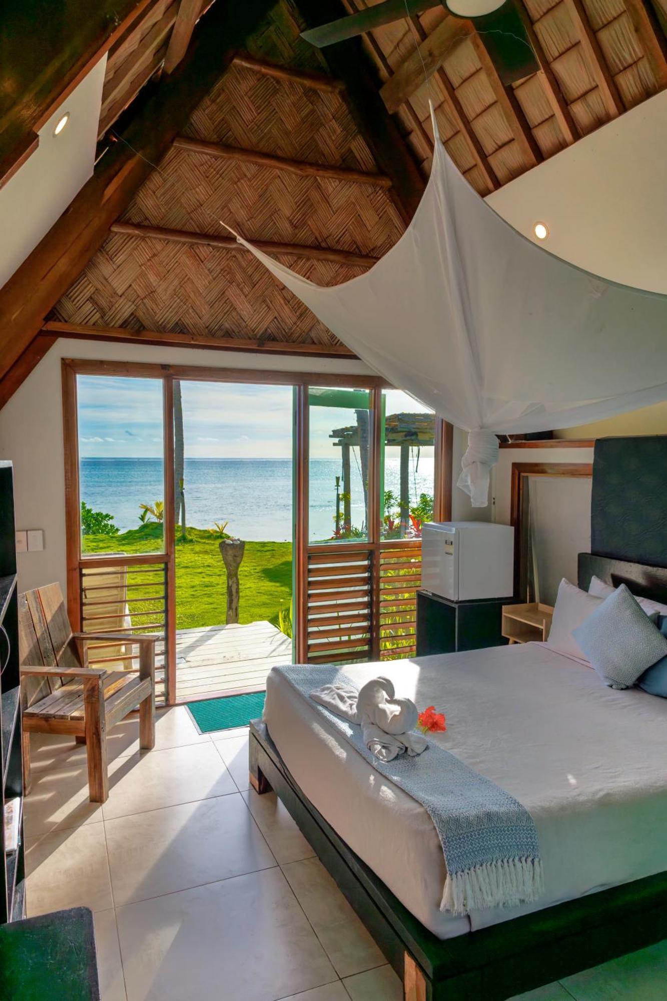 Mango Bay Resort Namatakula Exteriör bild