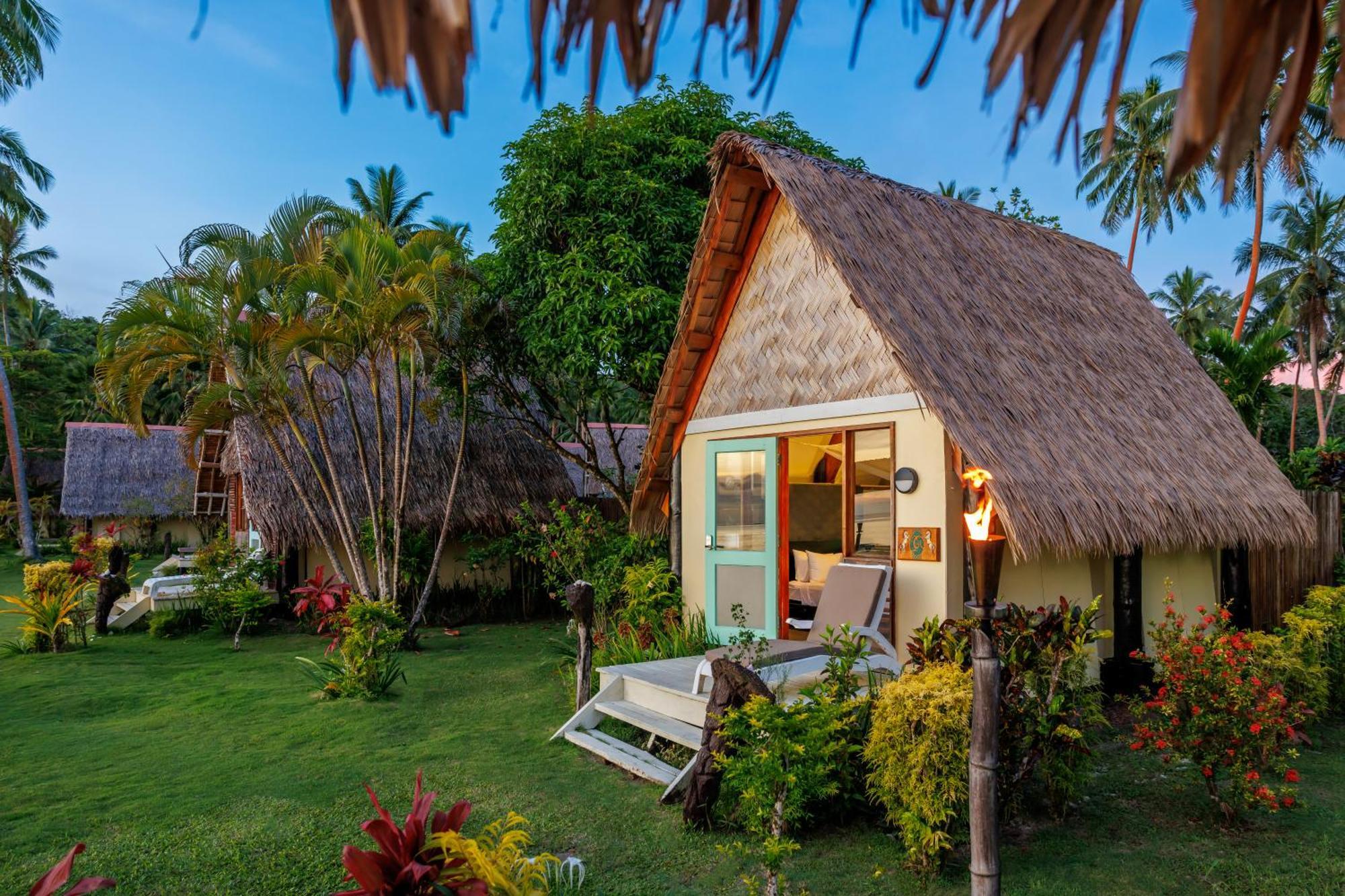 Mango Bay Resort Namatakula Exteriör bild